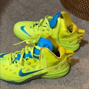 Nike hyper fuse bright yellow shoes excellent